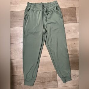 The Loft Lou & Grey LuvStretch Joggers - size small